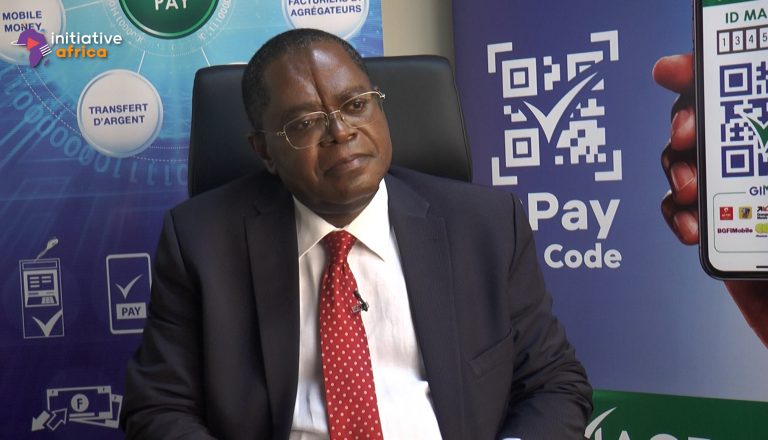 L’ingénieur Valentin MBOZO’O / Les banques africaines s’adaptent / Télécommunication