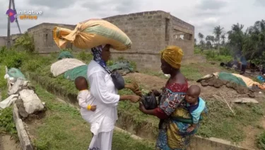 Stone crushing in Benin / Interview with Dele Farotimi / Fighting rape in Nigeria