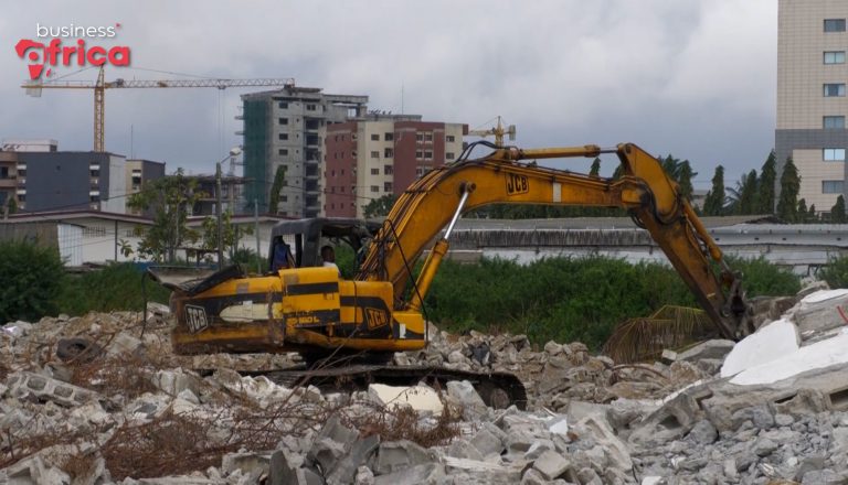 Les larmes autour de la construction du métro d’Abidjan