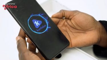 Kunfabo, le téléphone mobile guinéen